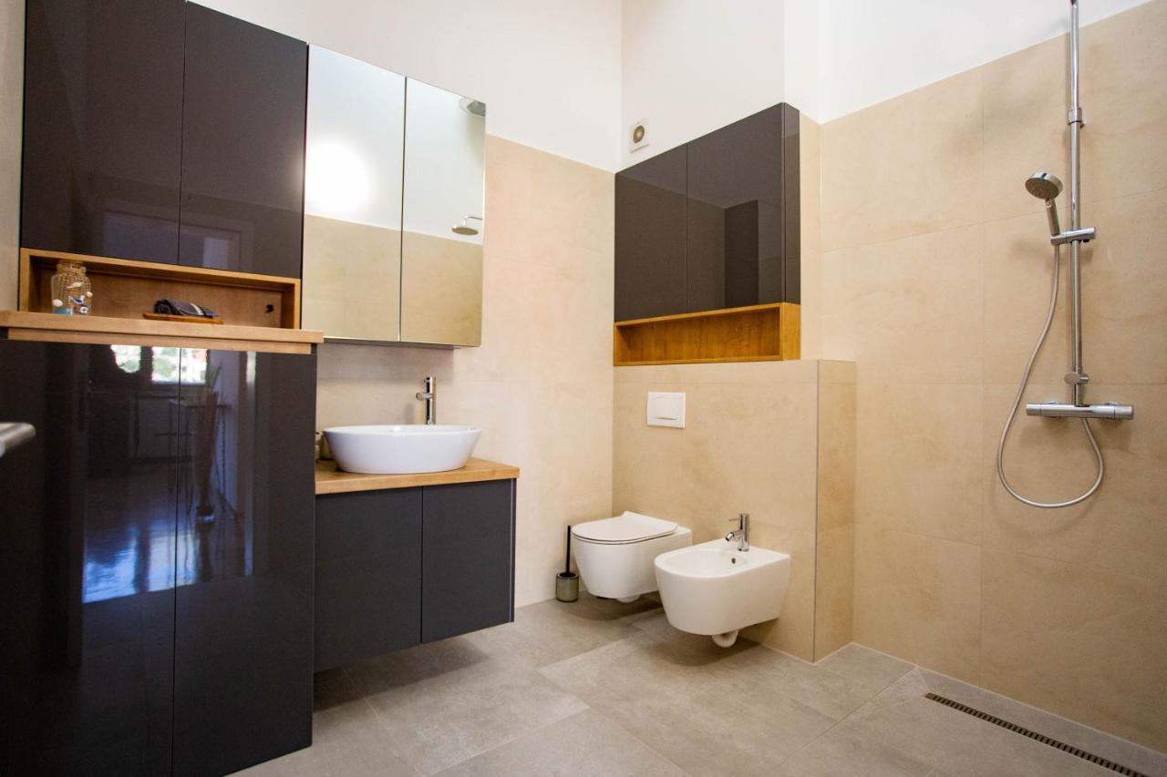 Exclusive Penthouse Old Town With Sauna And Jacuzzi Mostar Esterno foto
