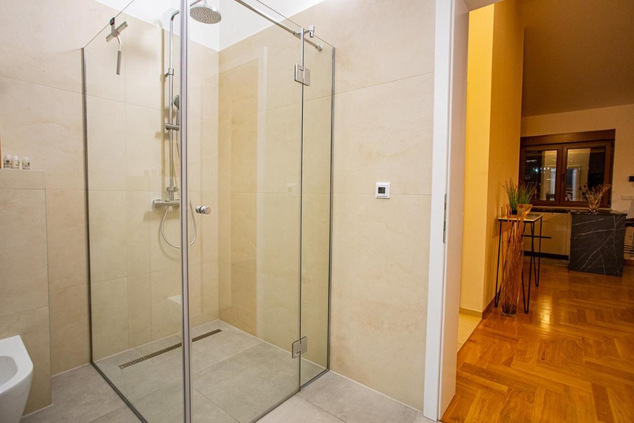 Exclusive Penthouse Old Town With Sauna And Jacuzzi Mostar Esterno foto